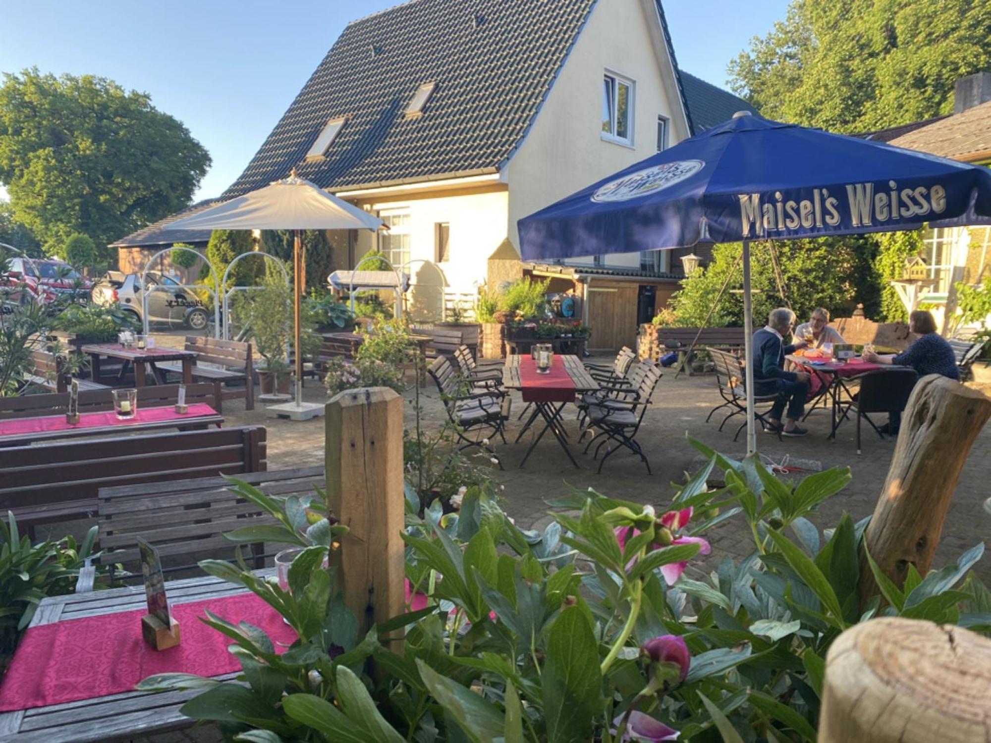 Landhaus Tewel Hotel Mit Restaurant Buitenkant foto